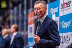 HC Slovan Bratislava - HK 32 Liptovský Mikuláš HC Slovan Bratislava - HK 32 Liptovský Mikuláš