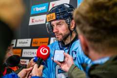 HC Slovan Bratislava - HK 32 Liptovský Mikuláš HC Slovan Bratislava - HK 32 Liptovský Mikuláš