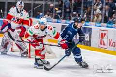 HC Slovan Bratislava - HK 32 Liptovský Mikuláš HC Slovan Bratislava - HK 32 Liptovský Mikuláš
