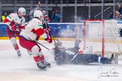 HC Slovan Bratislava - HK 32 Liptovský Mikuláš HC Slovan Bratislava - HK 32 Liptovský Mikuláš