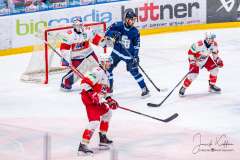 HC Slovan Bratislava - HK 32 Liptovský Mikuláš HC Slovan Bratislava - HK 32 Liptovský Mikuláš