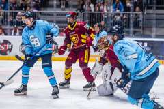 HC Slovan Bratislava - HK Dukla Trenčín HC Slovan Bratislava - HK Dukla Trenčín