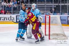 HC Slovan Bratislava - HK Dukla Trenčín HC Slovan Bratislava - HK Dukla Trenčín