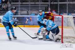 HC Slovan Bratislava - HK Dukla Trenčín HC Slovan Bratislava - HK Dukla Trenčín