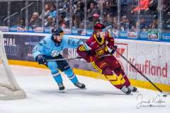 HC Slovan Bratislava - HK Dukla Trenčín HC Slovan Bratislava - HK Dukla Trenčín