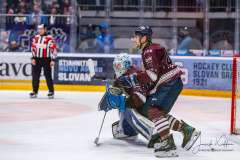 HC Slovan Bratislava - HK Dukla Trenčín HC Slovan Bratislava - HK Dukla Trenčín