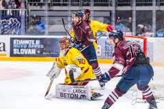 HC Slovan Bratislava - HK Dukla Trenčín HC Slovan Bratislava - HK Dukla Trenčín