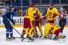 HC Slovan Bratislava - HK Dukla Trenčín HC Slovan Bratislava - HK Dukla Trenčín