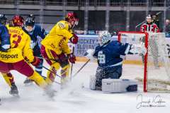 HC Slovan Bratislava - HK Dukla Trenčín HC Slovan Bratislava - HK Dukla Trenčín
