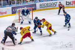 HC Slovan Bratislava - HK Dukla Trenčín HC Slovan Bratislava - HK Dukla Trenčín