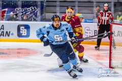 HC Slovan Bratislava - HK Dukla Trenčín HC Slovan Bratislava - HK Dukla Trenčín