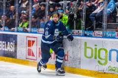 HC Slovan Bratislava - Vlci Žilina HC Slovan Bratislava - Vlci Žilina