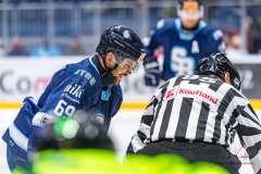 HC Slovan Bratislava - Vlci Žilina HC Slovan Bratislava - Vlci Žilina