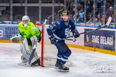 HC Slovan Bratislava - Vlci Žilina HC Slovan Bratislava - Vlci Žilina