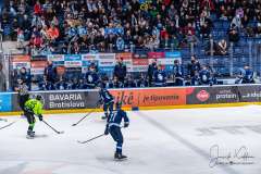 HC Slovan Bratislava - Vlci Žilina HC Slovan Bratislava - Vlci Žilina