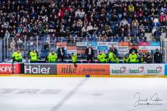 HC Slovan Bratislava - Vlci Žilina HC Slovan Bratislava - Vlci Žilina