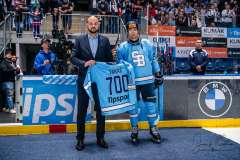 HC Slovan Bratislava - Vlci Žilina HC Slovan Bratislava - Vlci Žilina