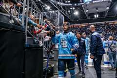 HC Slovan Bratislava - Vlci Žilina HC Slovan Bratislava - Vlci Žilina