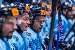 HC Slovan Bratislava - Vlci Žilina HC Slovan Bratislava - Vlci Žilina