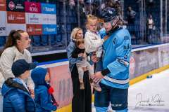 HC Slovan Bratislava - Vlci Žilina HC Slovan Bratislava - Vlci Žilina