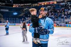 HC Slovan Bratislava - Vlci Žilina HC Slovan Bratislava - Vlci Žilina