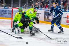 HC Slovan Bratislava - Vlci Žilina HC Slovan Bratislava - Vlci Žilina