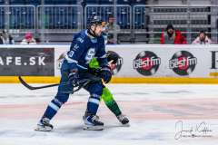 HC Slovan Bratislava - Vlci Žilina HC Slovan Bratislava - Vlci Žilina