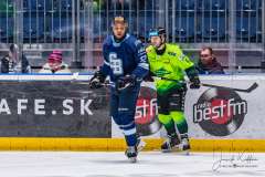 HC Slovan Bratislava - Vlci Žilina HC Slovan Bratislava - Vlci Žilina