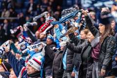 HC Slovan Bratislava - Vlci Žilina HC Slovan Bratislava - Vlci Žilina