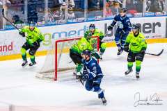 HC Slovan Bratislava - Vlci Žilina HC Slovan Bratislava - Vlci Žilina