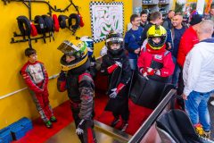 6. kolo Majstrovstiev Slovenska v halovom kartingu 6. kolo Majstrovstiev Slovenska v halovom kartingu