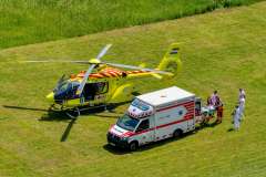 OMSZ Légimentõ (Air Ambulance Hungary) OMSZ Légimentõ (Air Ambulance Hungary)