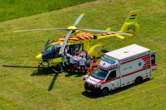 OMSZ Légimentõ (Air Ambulance Hungary) OMSZ Légimentõ (Air Ambulance Hungary)